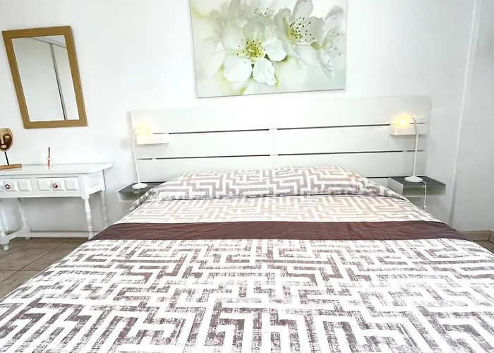 Апартаменты Cecilia Apartmentplaya De Americas Плая-де-лас-Америкас