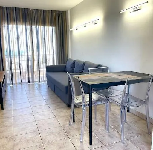 Lejlighed Cecilia Apartmentplaya De Americas *